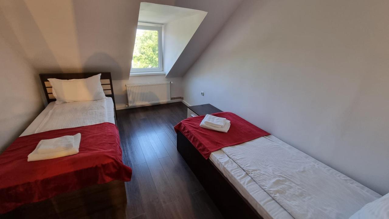Vila Parc Cluj Napoca Bagian luar foto