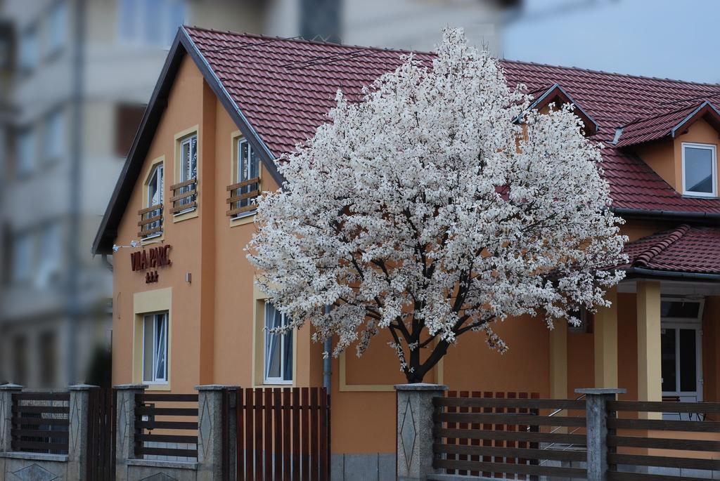 Vila Parc Cluj Napoca Bagian luar foto
